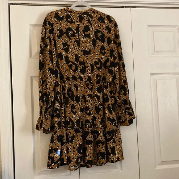 ELOQUII Elements Plus Size Cheetah Print Tie-Neck Flounce Midi Dress NWOT - Picture 2 of 3